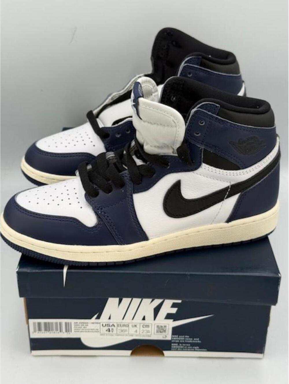 Nike Air Jordan 1 Retro High OG - Y4.5 NIB